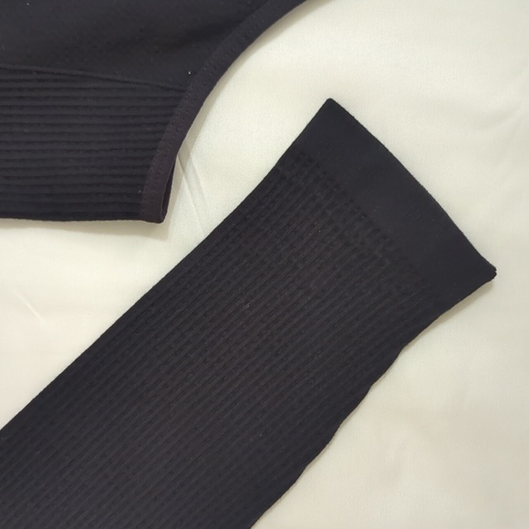 Gymshark Power Down Long Sleeve Bodysuit, Color Black Size S - Picture 8 of 16